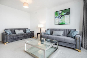 ^^LUXURY & Spacious 5 Bed 5 Bath Apartment^^
